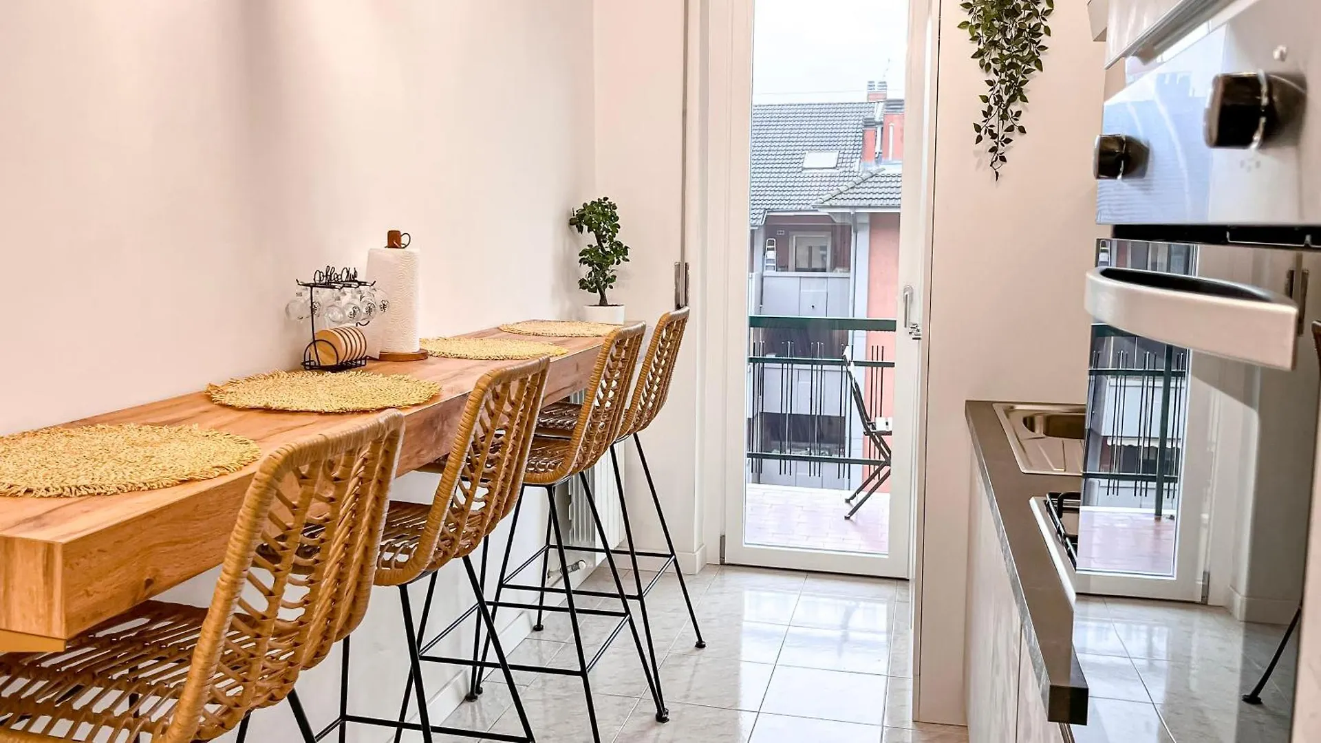 Dream & Relax Apartment San Donato Milanese 0*,  Italia